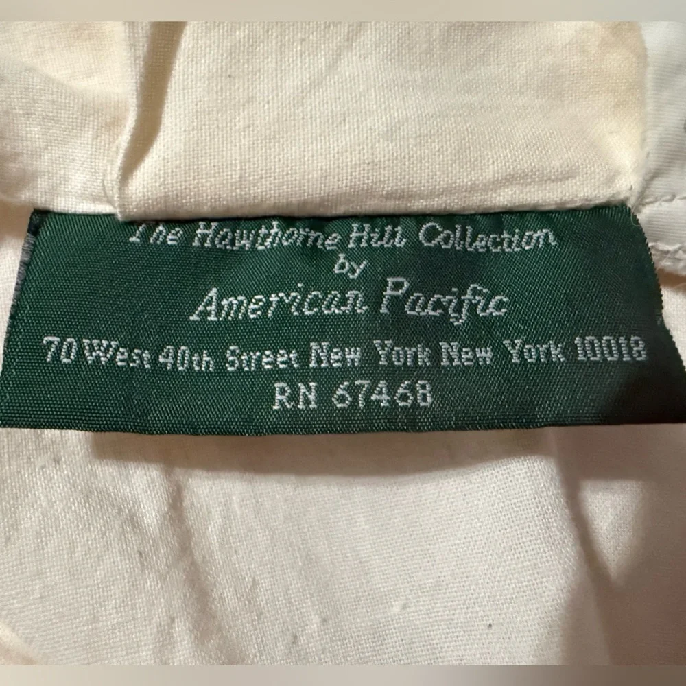 Vintage Hawthorne Hill Queen Dust Ruffle